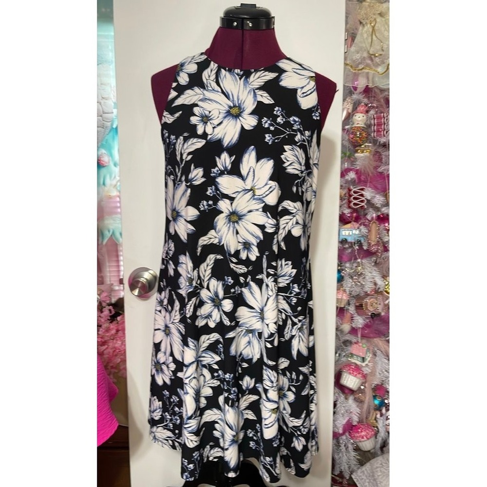 Anne Klein Shift Dress Women 4 Black Floral Sleeveless Crew Neck Good Career‎